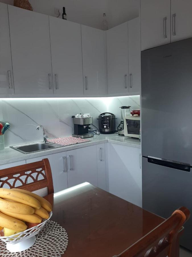 Luxury Dennis Home Саранда Екстер'єр фото
