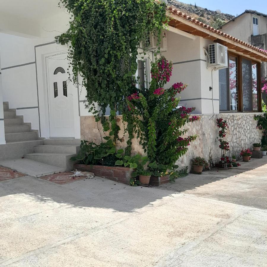 Luxury Dennis Home Саранда Екстер'єр фото
